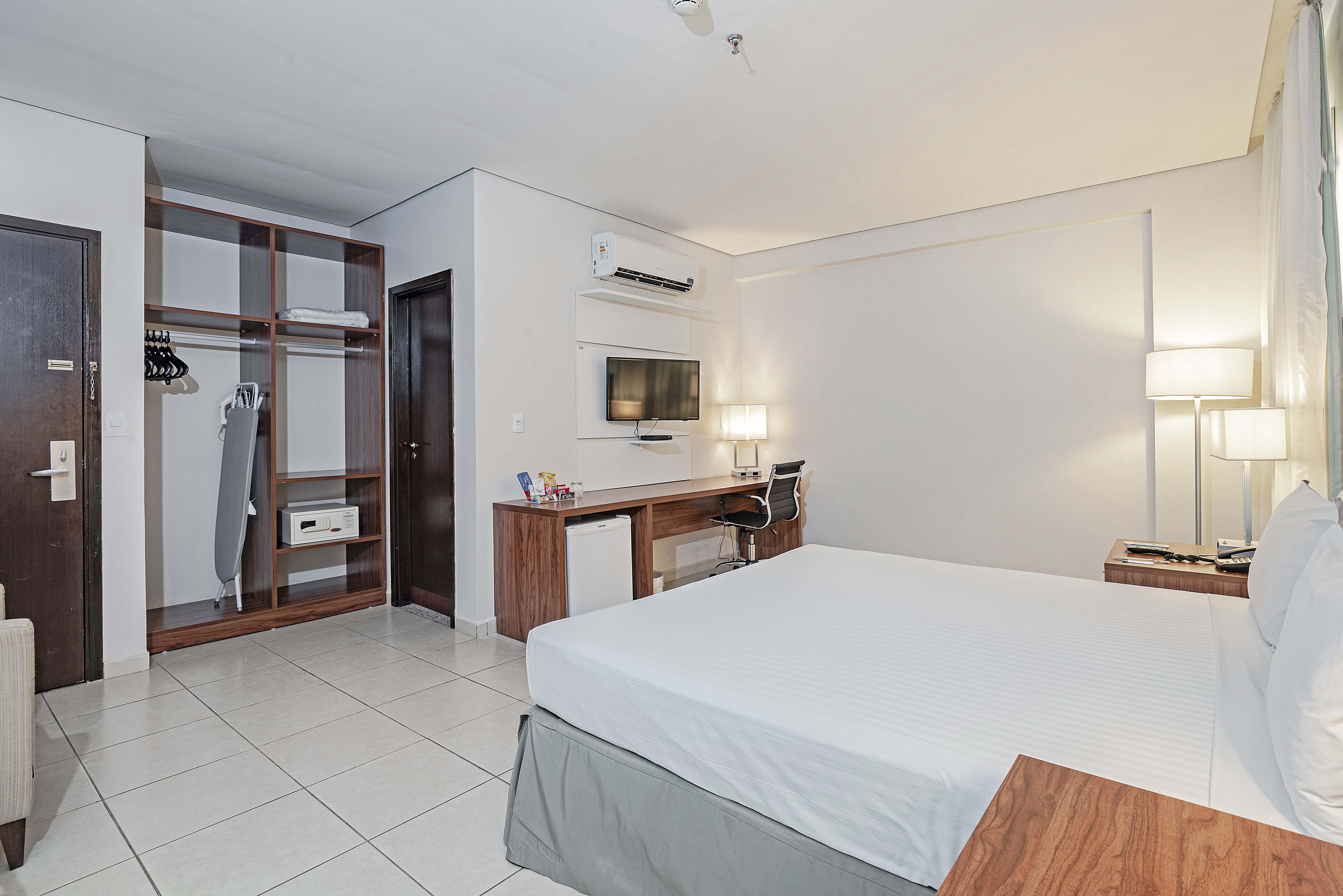 Отель Slaviero Porto Velho Экстерьер фото